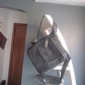 AUT VINTAGE COACH SLIM BACK PACK PURSE 9405 ~BLACK